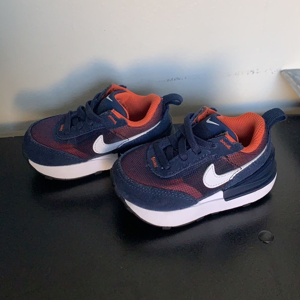 infant sz 4c nikes